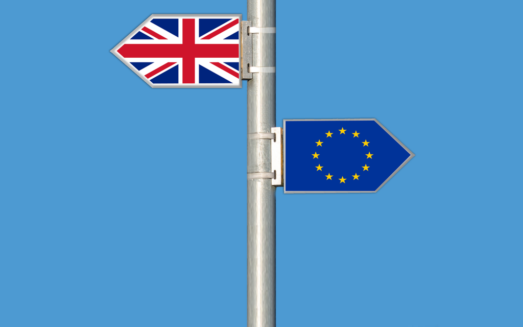A union jack and EU flag